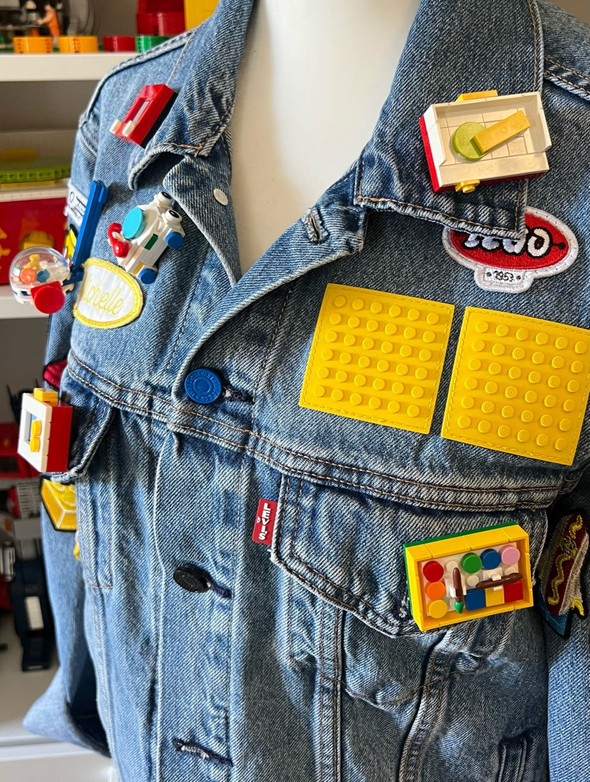 Sketch Toy Pin
