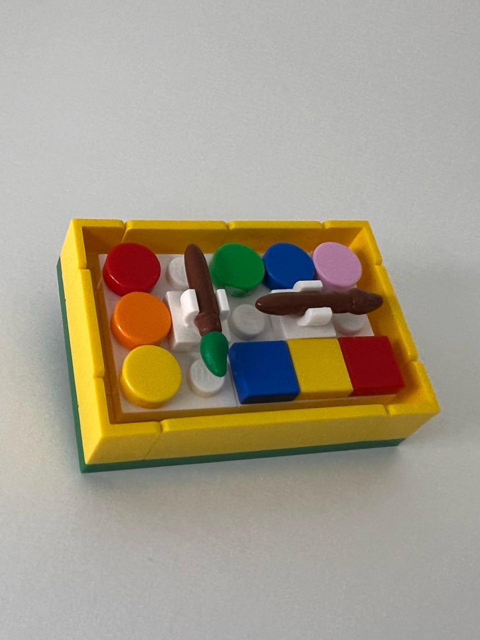 Art Kit Pin