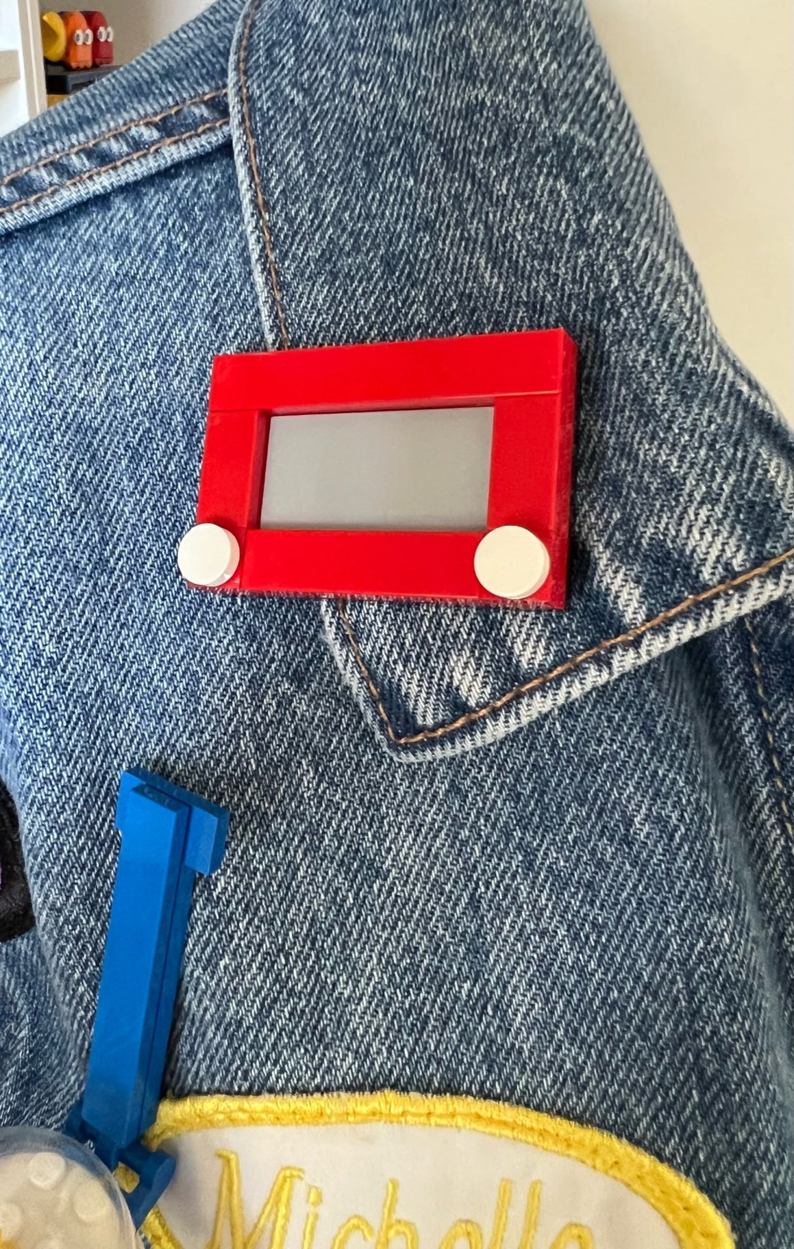 Sketch Toy Pin