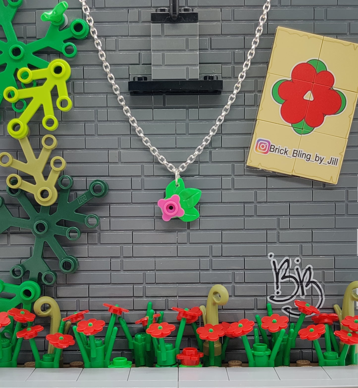 LEAF AND BLOOM NECKLACE